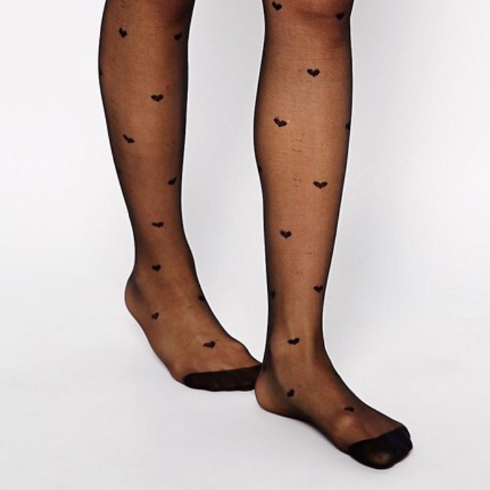 ASOS || heart tights 🖤